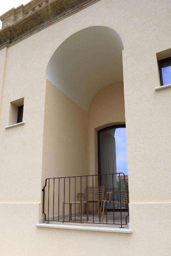 Carrubia Bed & Breakfast